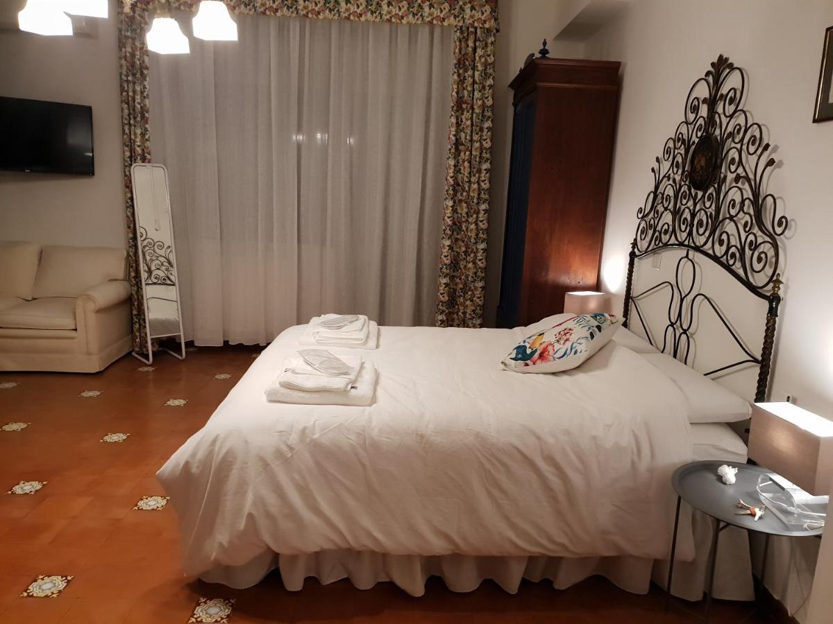 La Terrazza Di Anna Hotel Sassari Eksteriør billede